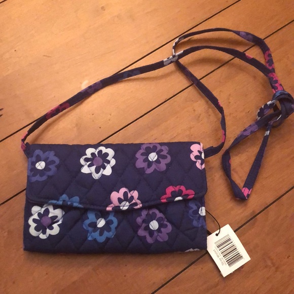 NWT Vera Bradley Strap wallet /ID Ellie Flowers - Picture 1 of 7